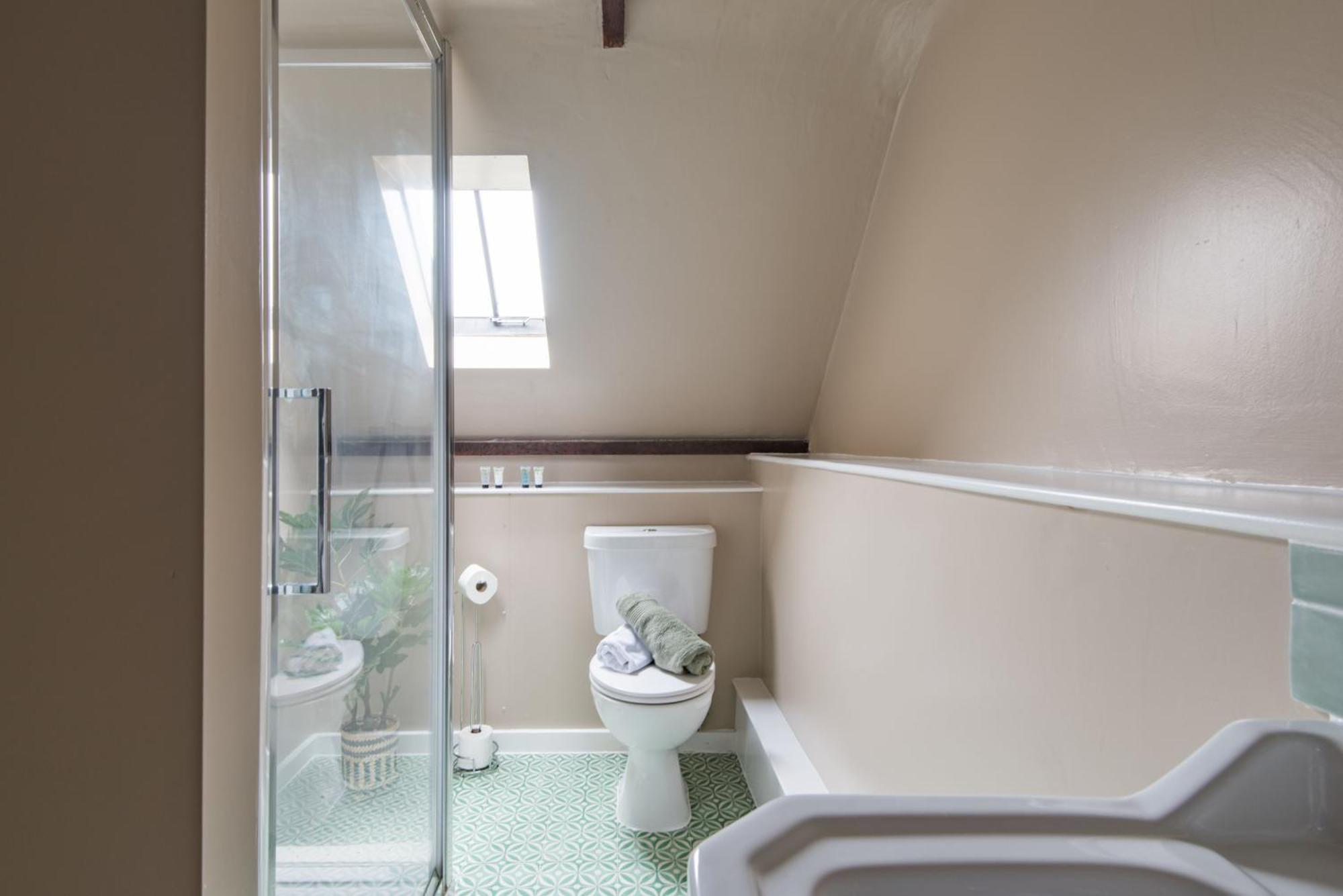 Crow Cottage By Bloom Stays Faversham Bagian luar foto