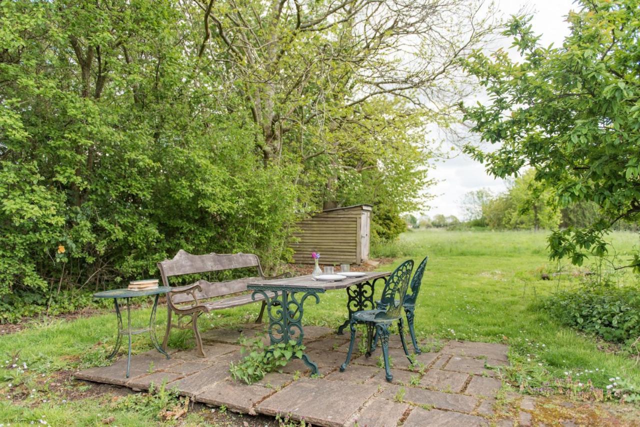 Crow Cottage By Bloom Stays Faversham Bagian luar foto
